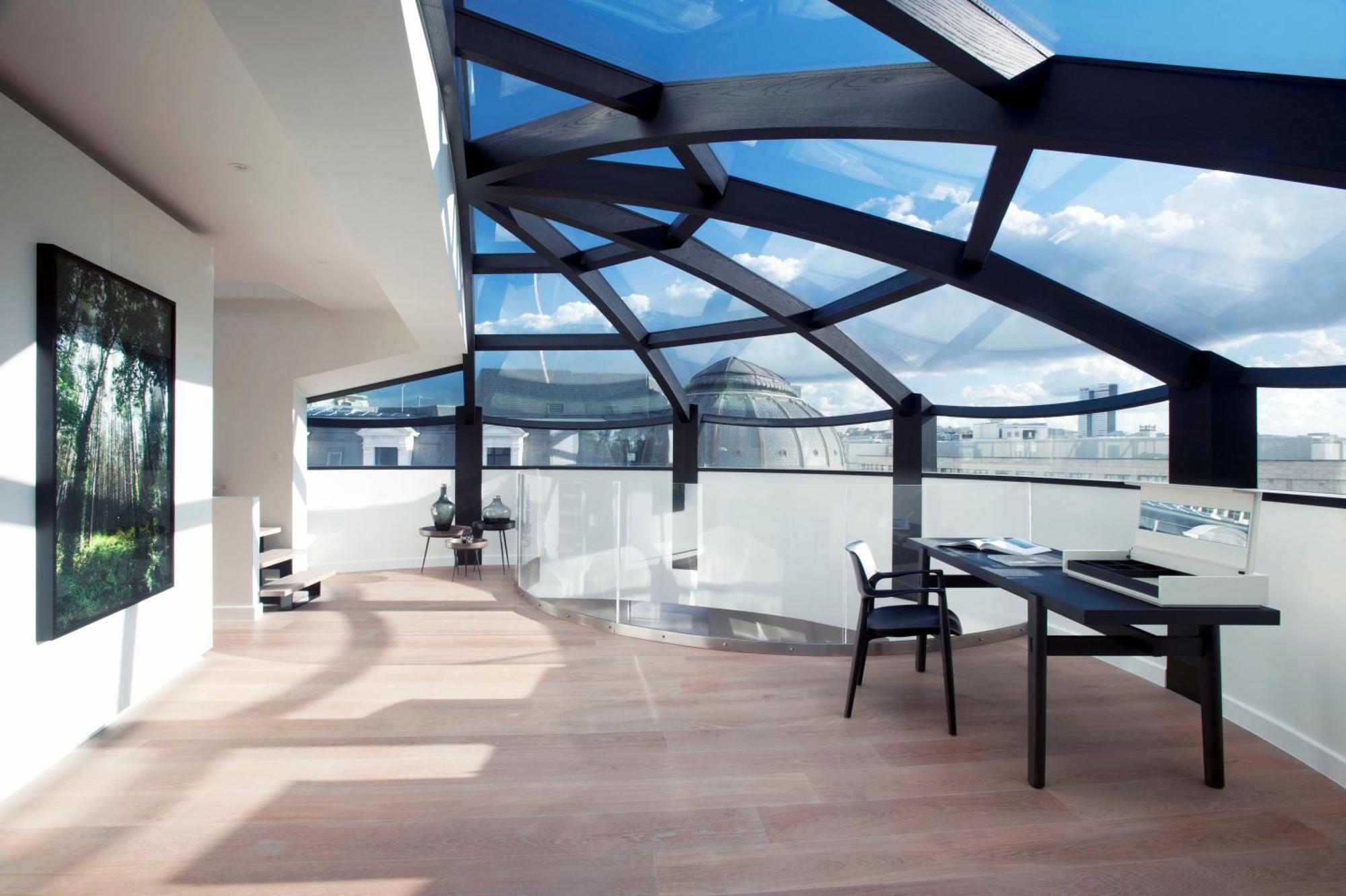 בריסל Triplex Penthouse In The City Center מראה חיצוני תמונה