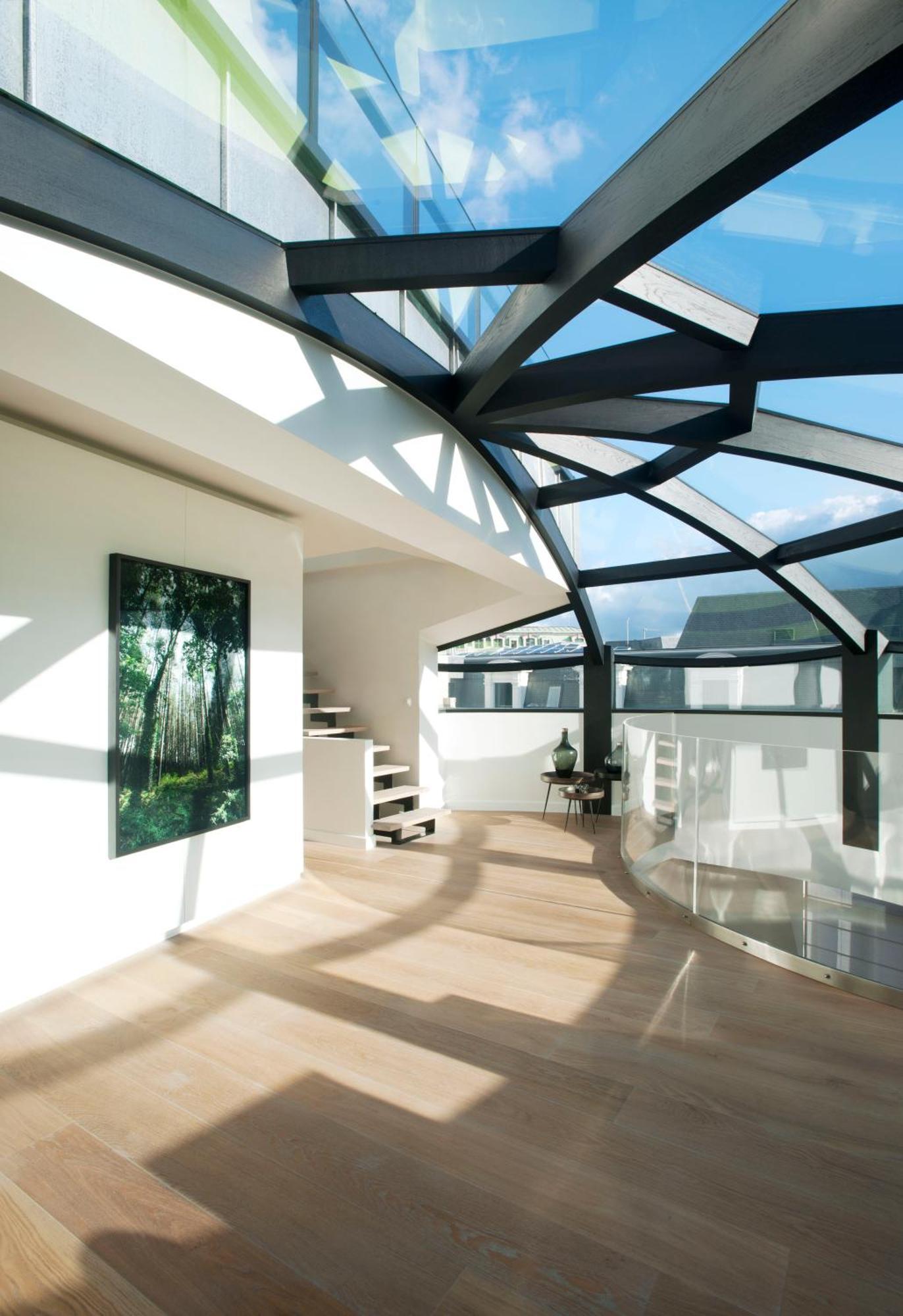 בריסל Triplex Penthouse In The City Center מראה חיצוני תמונה