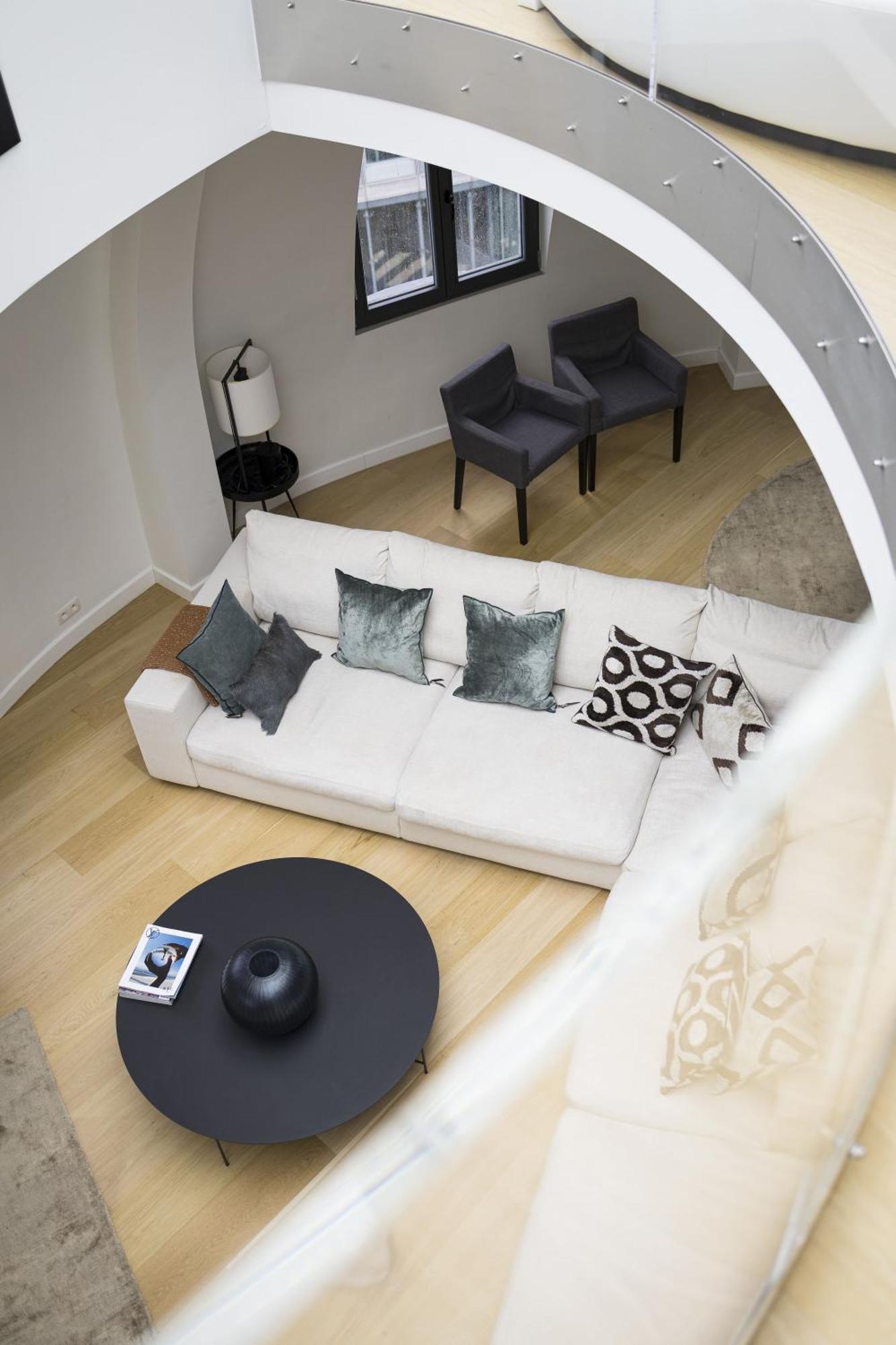 בריסל Triplex Penthouse In The City Center מראה חיצוני תמונה